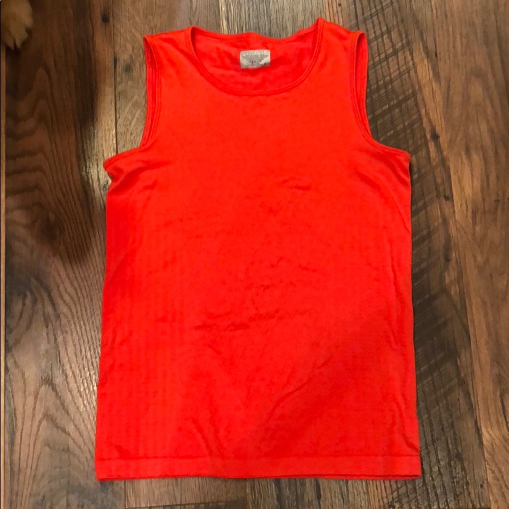 Athleta sleeveless workout too